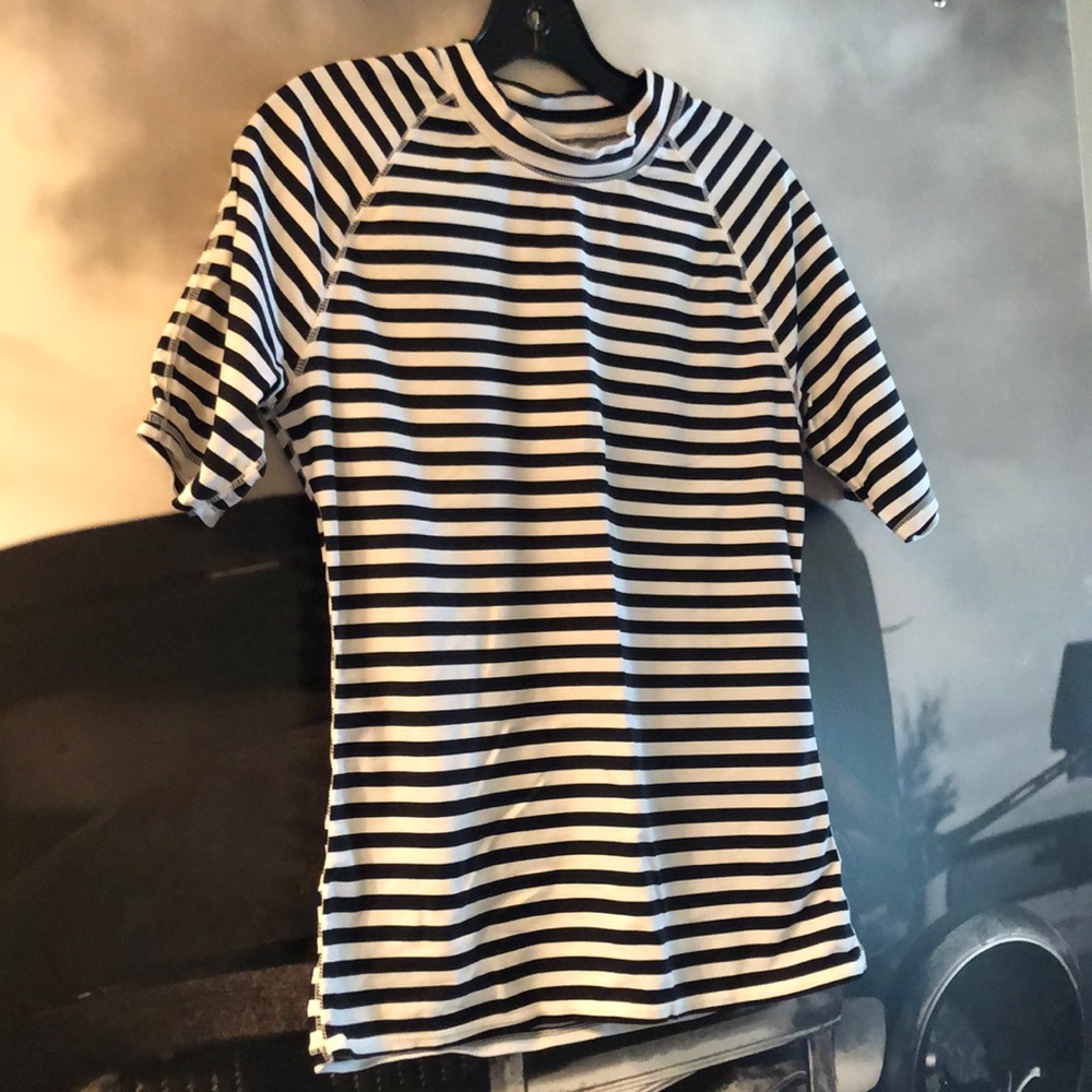 Old Navy Rashguard